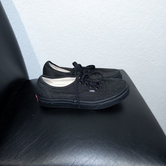Vans Triple Black Authentic Skater Canvas Sneakers Size 7 - Picture 1 of 6